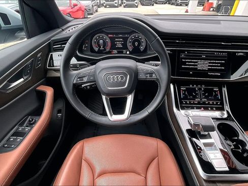 Used 2025 Audi Q8 Premium Plus w/ Premium Plus Package AWD/4WD image 19
