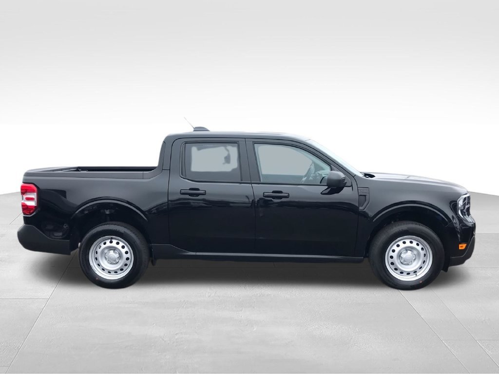 New 2026 Ford Maverick XL w/ Equipment Group 101A AWD/4WD image 9