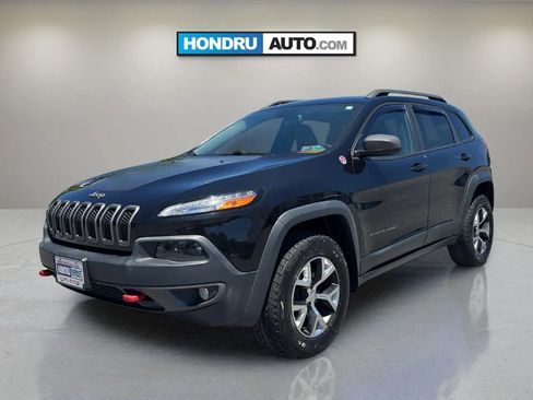 Used 2014 Jeep Cherokee Trailhawk w/ Cold Weather Group AWD/4WD image 1