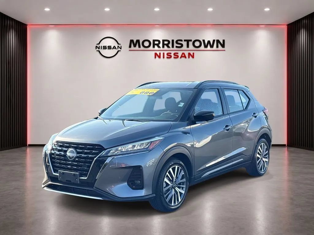 Used 2024 Nissan Kicks SR FWD image 5