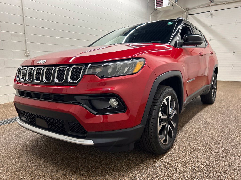 Used 2023 Jeep Compass Limited AWD/4WD image 6