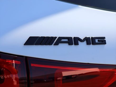 Used 2022 Mercedes-Benz GLA 45 AMG 4MATIC image 22