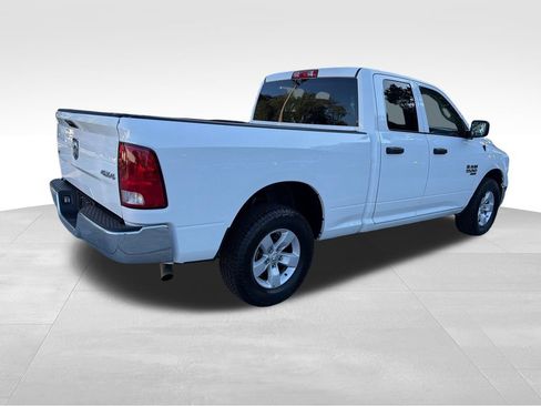 Used 2024 RAM 1500 Classic SLT AWD/4WD image 7