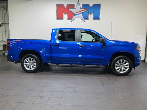 New 2026 Chevrolet Silverado 1500 Custom image 2