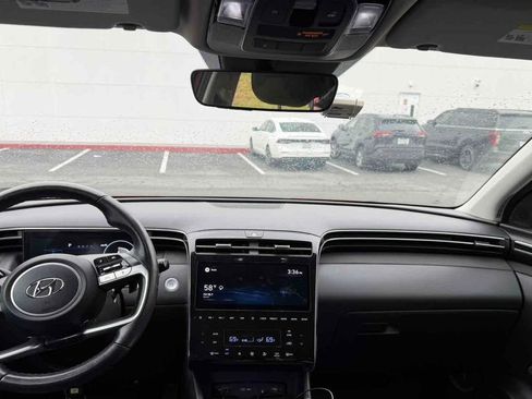 Used 2022 Hyundai Tucson Limited AWD/4WD image 10