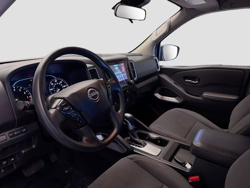 Used 2024 Nissan Frontier SV AWD/4WD image 7
