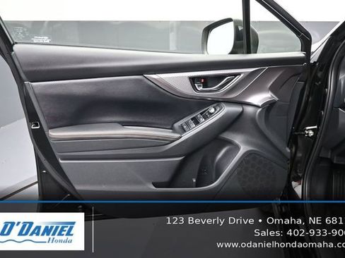 Used 2023 Subaru Crosstrek 2.5i Limited AWD/4WD image 23