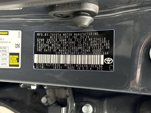 Used 2024 Toyota Corolla LE w/ LE Convenience Package FWD image 21
