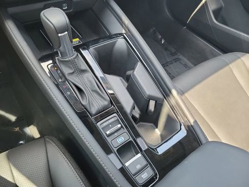 Certified 2025 Honda Accord Touring image 28