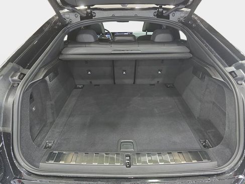 Used 2024 BMW X6 xDrive40i w/ Premium Package image 13