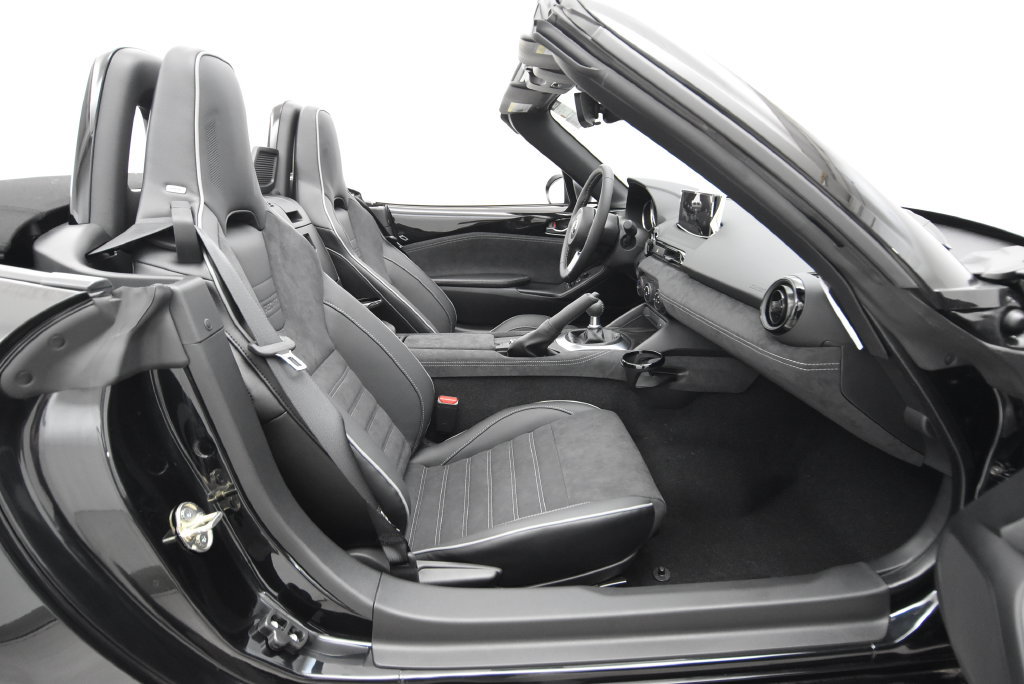 New 2026 MAZDA MX-5 Miata Club w/ Brembo/BBS/Recaro Package RWD image 26