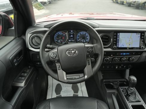 Used 2021 Toyota Tacoma TRD Off-Road image 22