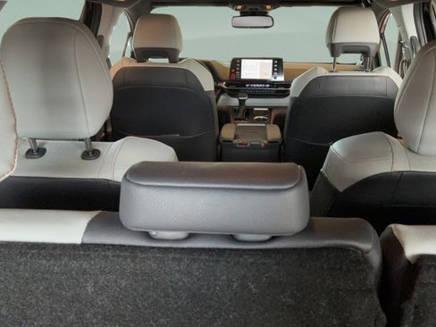 Certified 2024 Toyota Sienna XSE w/ XSE Plus Package AWD/4WD image 34