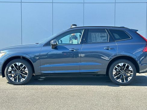 Certified 2026 Volvo XC60 B5 Plus w/ Protection Package Premier AWD/4WD image 2