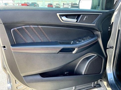 Used 2021 Ford Edge ST-Line image 9