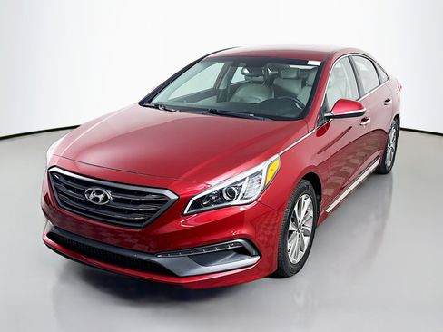 Used 2016 Hyundai Sonata Sport w/ Option Group 02 FWD image 4