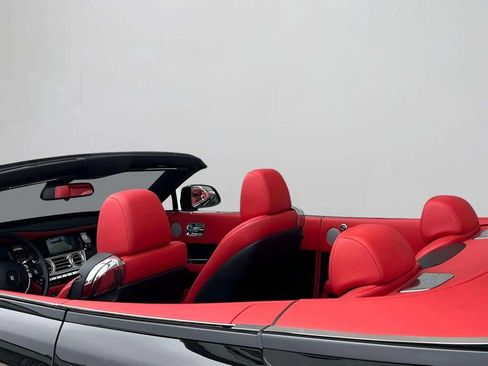 Certified 2020 Rolls-Royce Dawn RWD image 21