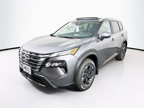 New 2026 Nissan Rogue SV w/ SV Premium Package image 3