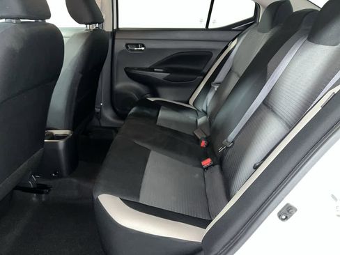 Used 2022 Nissan Versa SV FWD image 26