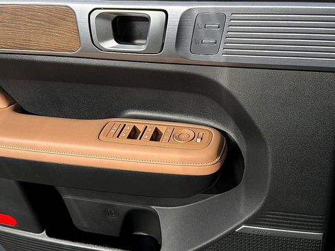 Used 2025 Hyundai Santa Fe Limited image 20