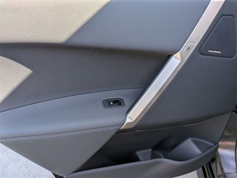 New 2026 BMW iX xDrive60 image 19