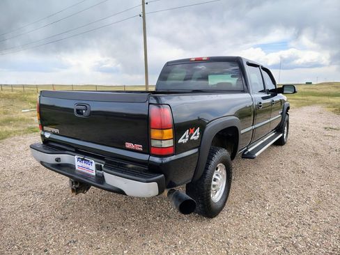 Used 2007 GMC Sierra 2500 W/T w/ Heavy-Duty Power Package AWD/4WD image 5