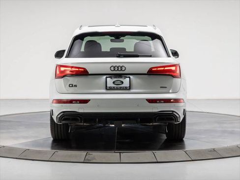 Used 2024 Audi Q5 e Premium Plus w/ Premium Plus Package AWD/4WD image 4