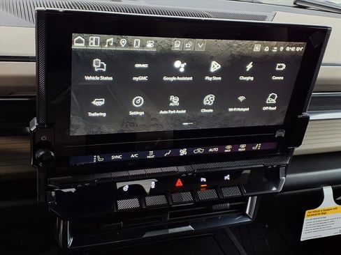 New 2026 GMC Hummer EV 4x4 Crew Cab image 18