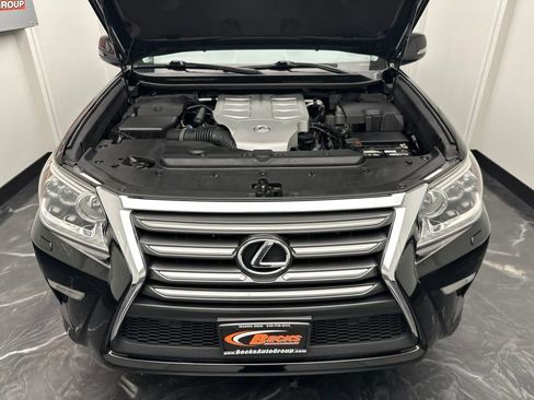 Used 2014 Lexus GX 460 w/ Premium Package AWD/4WD image 30