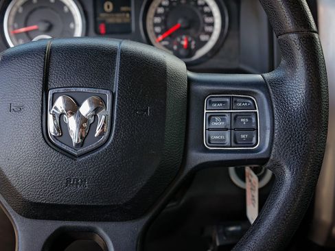 Used 2017 RAM 1500 Classic SLT image 17