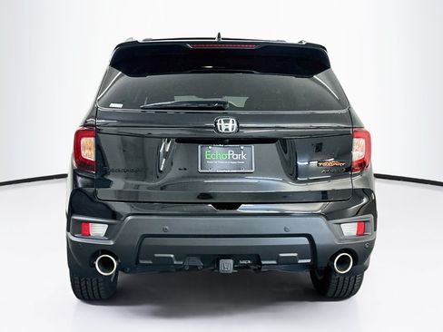 Used 2025 Honda Passport TrailSport image 7