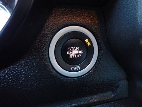 Used 2021 RAM 1500 Big Horn image 24