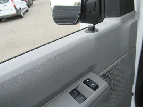 Used 2014 Ford E-250 and Econoline 250 Extended w/ Power Group image 24