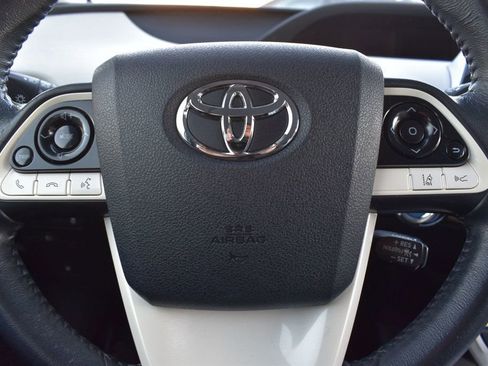 Used 2016 Toyota Prius Three Touring image 28