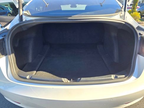 Used 2021 Tesla Model 3 Performance AWD/4WD image 10