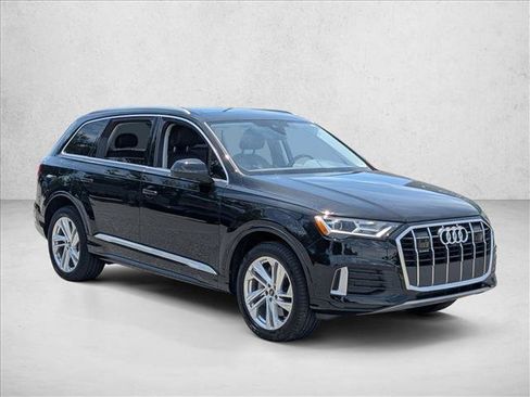 Used 2023 Audi Q7 2.0T Premium w/ Convenience Package AWD/4WD image 3