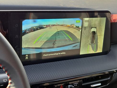 New 2026 Nissan Kicks SR w/ Cold Weather Package image 14