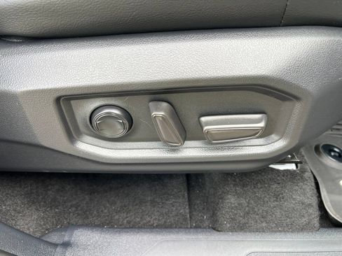Used 2023 Toyota Sequoia SR5 w/ SR5 Premium Package AWD/4WD image 27