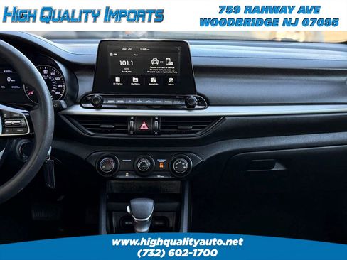 Used 2021 Kia Forte LXS image 27