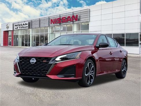 New 2025 Nissan Altima 2.5 SR image 3