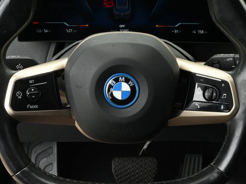 Used 2023 BMW iX xDrive50 w/ Premium Package AWD/4WD image 26