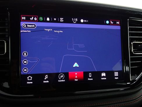 Used 2024 Dodge Durango GT image 8