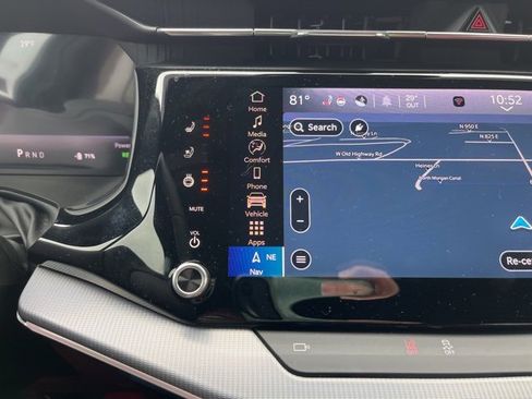 Used 2025 Jeep Wagoneer S Launch Edition w/ Trailer Tow Group image 21