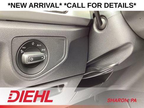 Used 2023 Volkswagen Atlas SEL AWD/4WD image 28