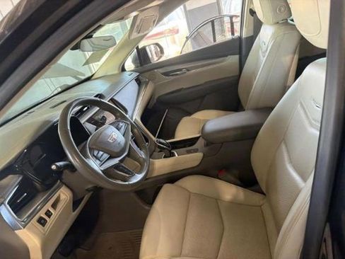 Used 2019 Cadillac XT5 Luxury image 3