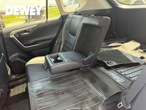 Used 2021 Toyota RAV4 Limited AWD/4WD image 28