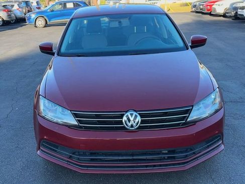 Used 2017 Volkswagen Jetta S image 3