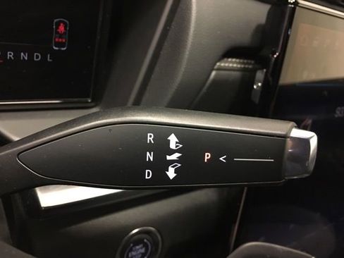 Used 2025 GMC Terrain Elevation image 30