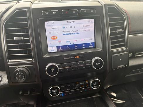Used 2020 Ford Expedition Limited w/ Equipment Group 303A AWD/4WD image 17