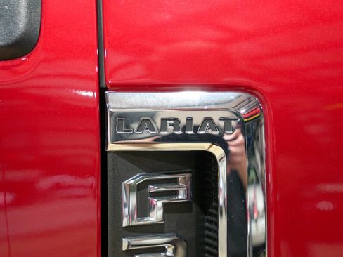 Used 2022 Ford F350 Lariat w/ Lariat Ultimate Package RWD image 30